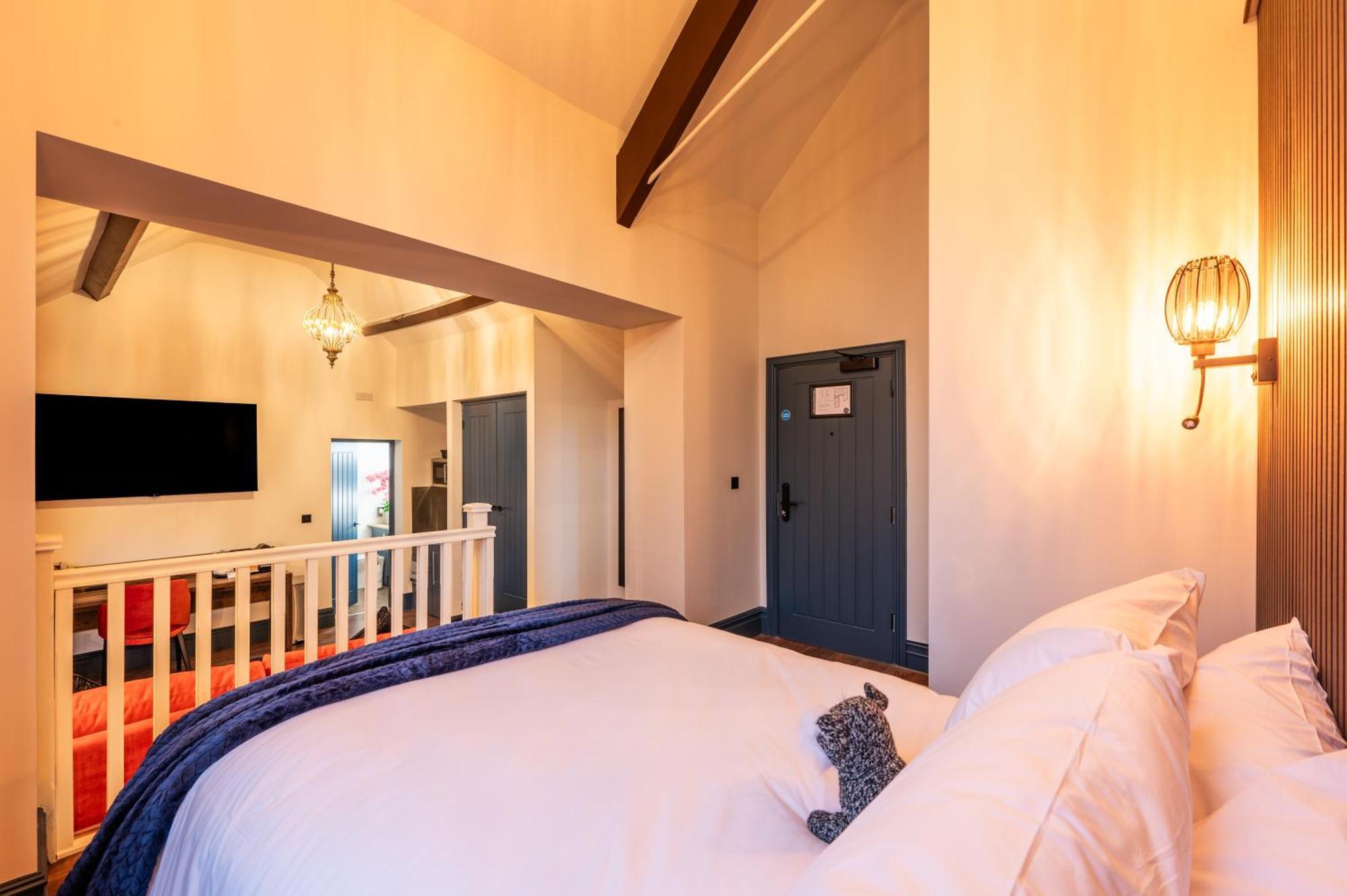 The Old Lyric Hall - A St David Aparthotel Barrow-in-Furness Екстер'єр фото