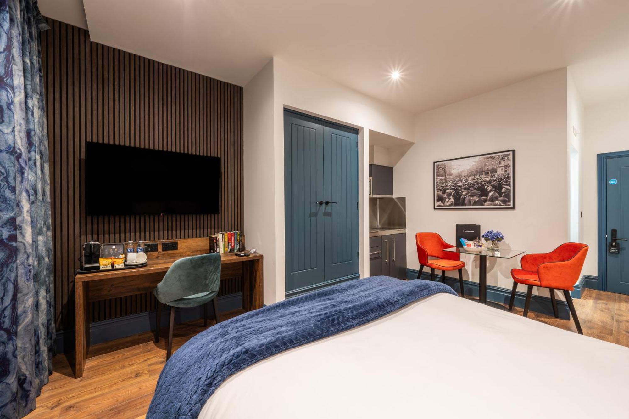 The Old Lyric Hall - A St David Aparthotel Barrow-in-Furness Екстер'єр фото